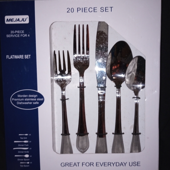 MEJAJU  faltware set   Toy live party. Dinnerware set - Picture 1 of 3
